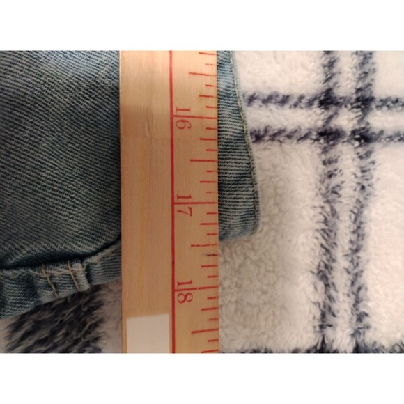 Madden NYC Jean Shorts Women's XL15 Blue Distressed Cut-Off Y2K Denim 36"Wx6" - Picture 11 of 14